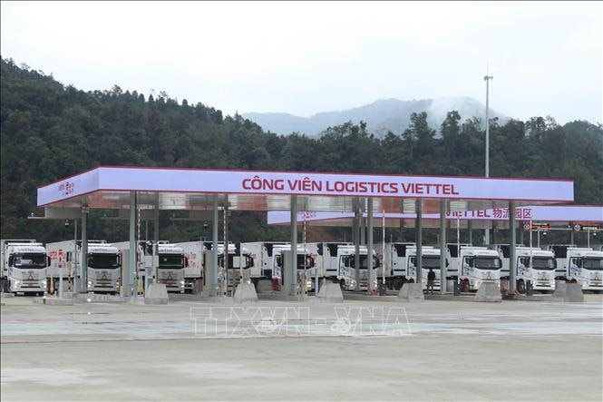 vna_potal_khai_truong_cong_vien_logistics_viettel_lang_son_stand.jpg