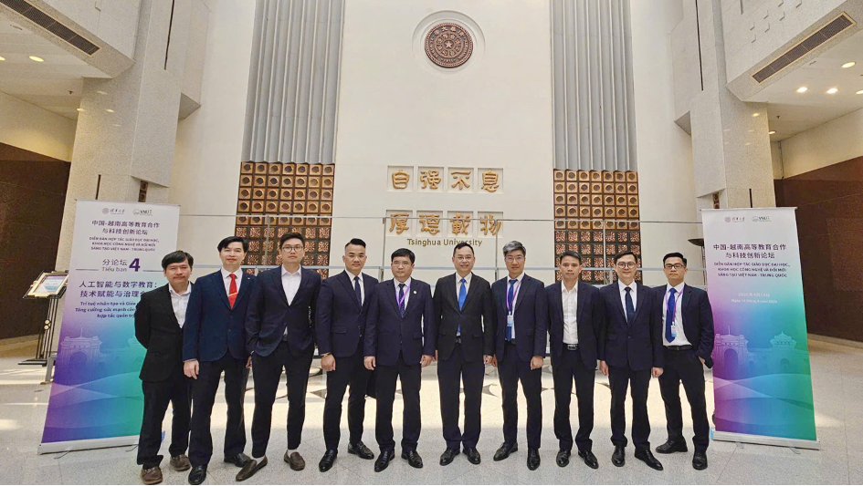 Doan cong tac PTIT tai Trung Quoc