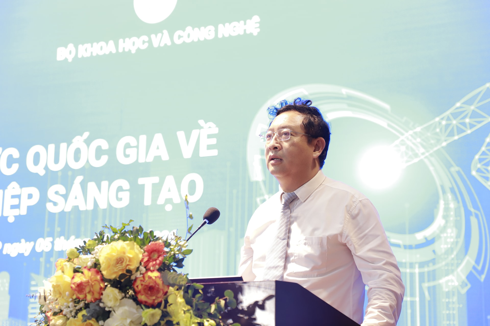 Ông Phạm Hồng Quất, Viện trưởng Viện Đổi mới sáng tạo Quốc gia công bố Chiến lược quốc gia về khởi nghiệp sáng tạo.