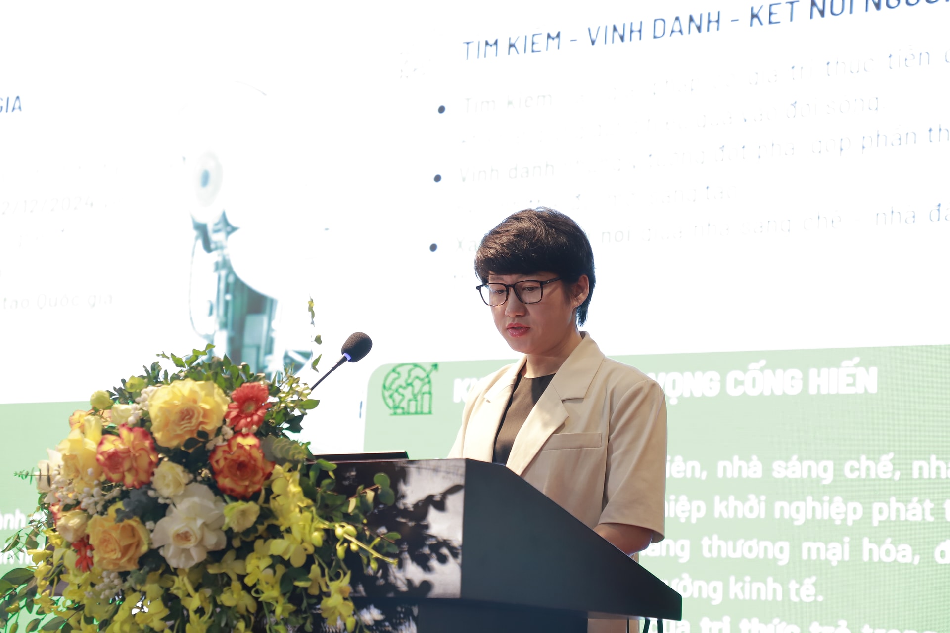 Bà Bùi Thanh Vân, Thư ký tòa soạn Báo VnExpress, phát động “Cuộc thi Sáng kiến Khoa học 2026”.