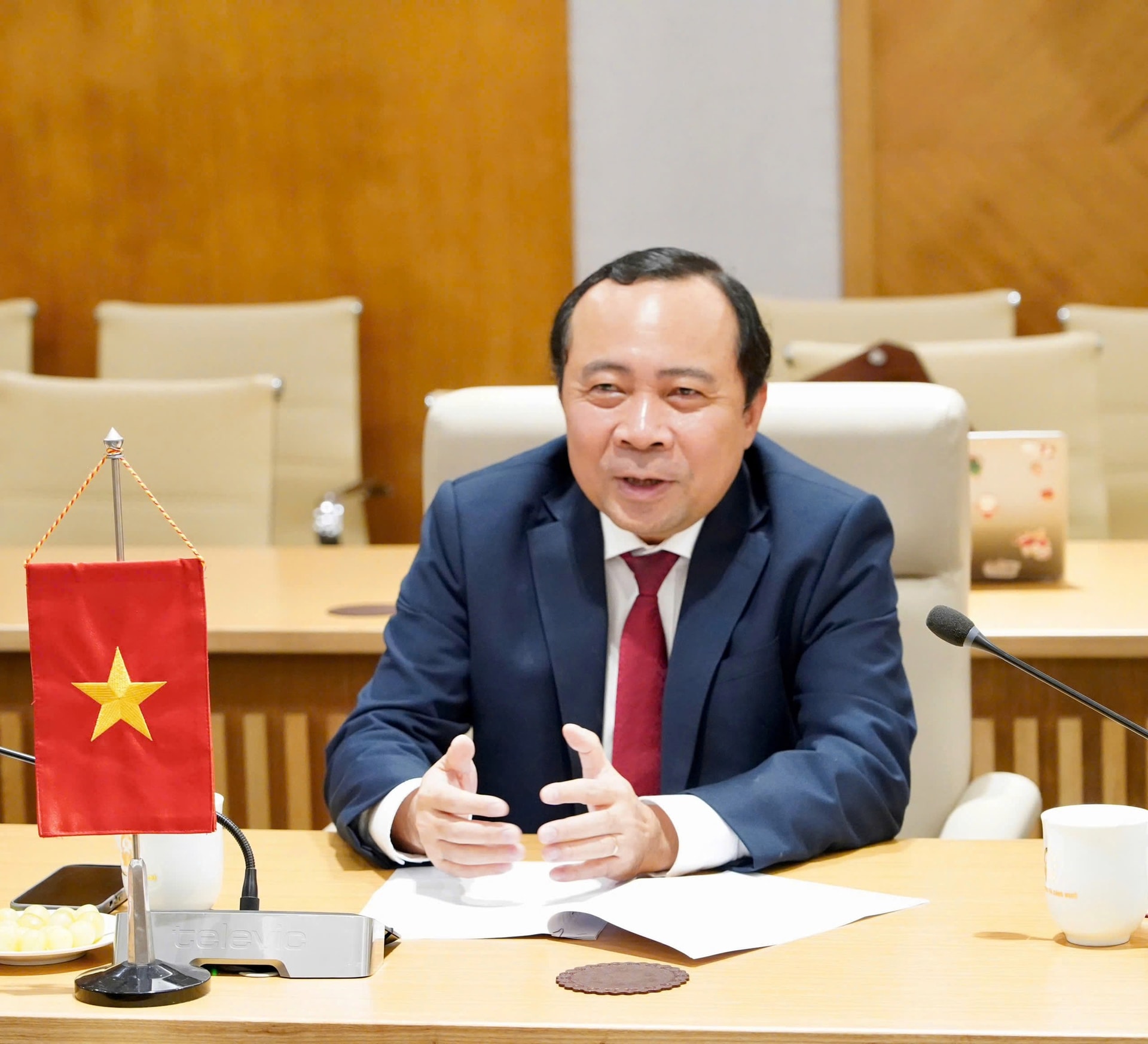 21-4 BT tiep Han Quoc