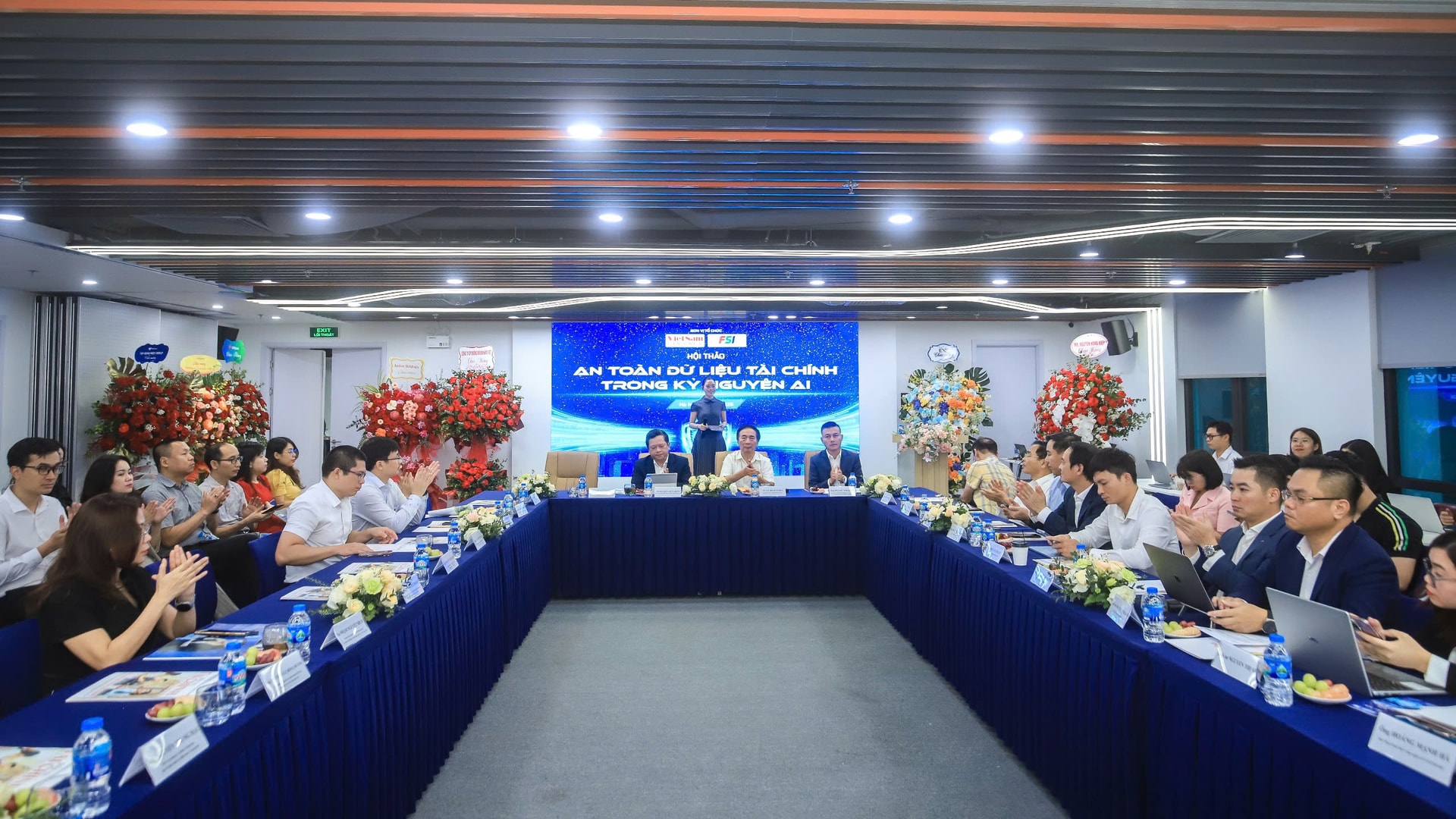 Ảnh 1 - Toàn cảnh hội thảo