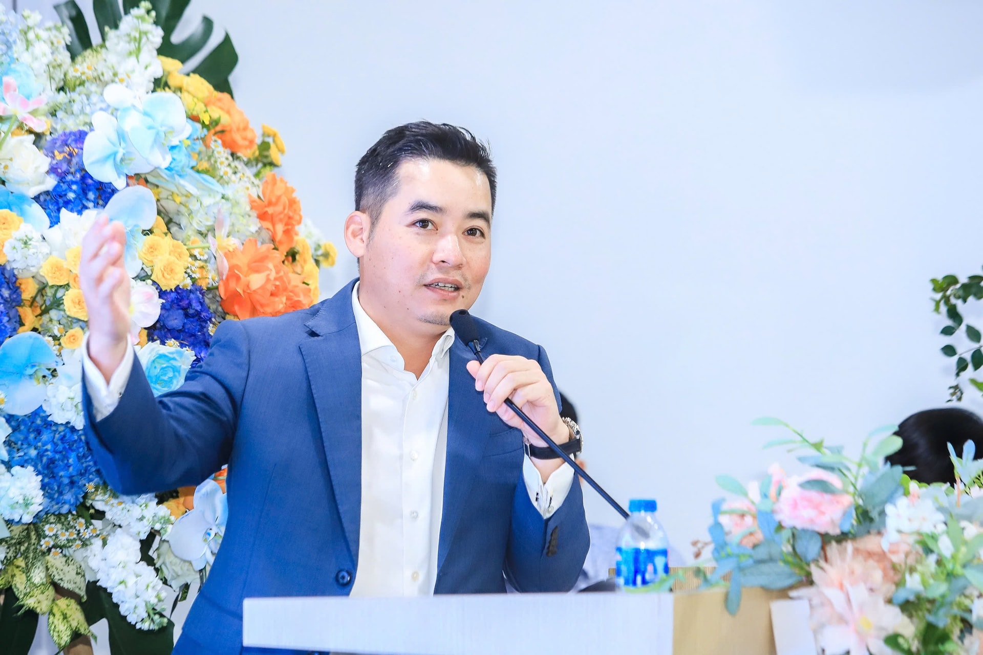 Ảnh 4 - Ông Nguyễn Ích Vinh