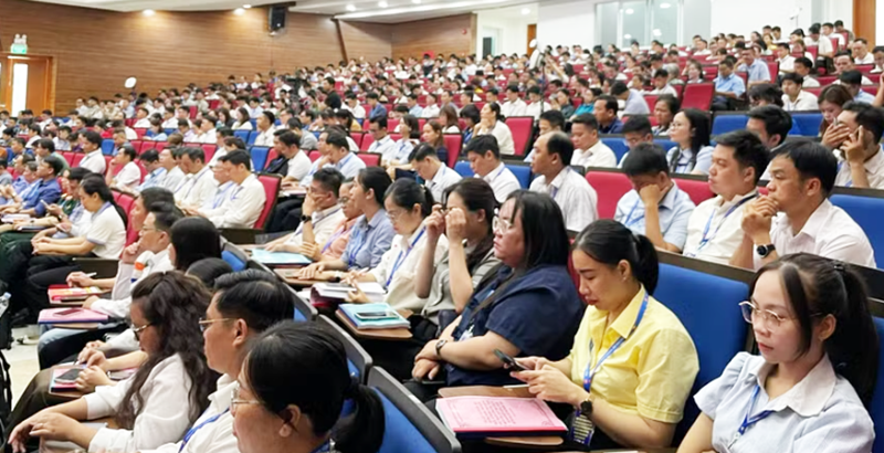 TPHCM - khoa hoc CDS1