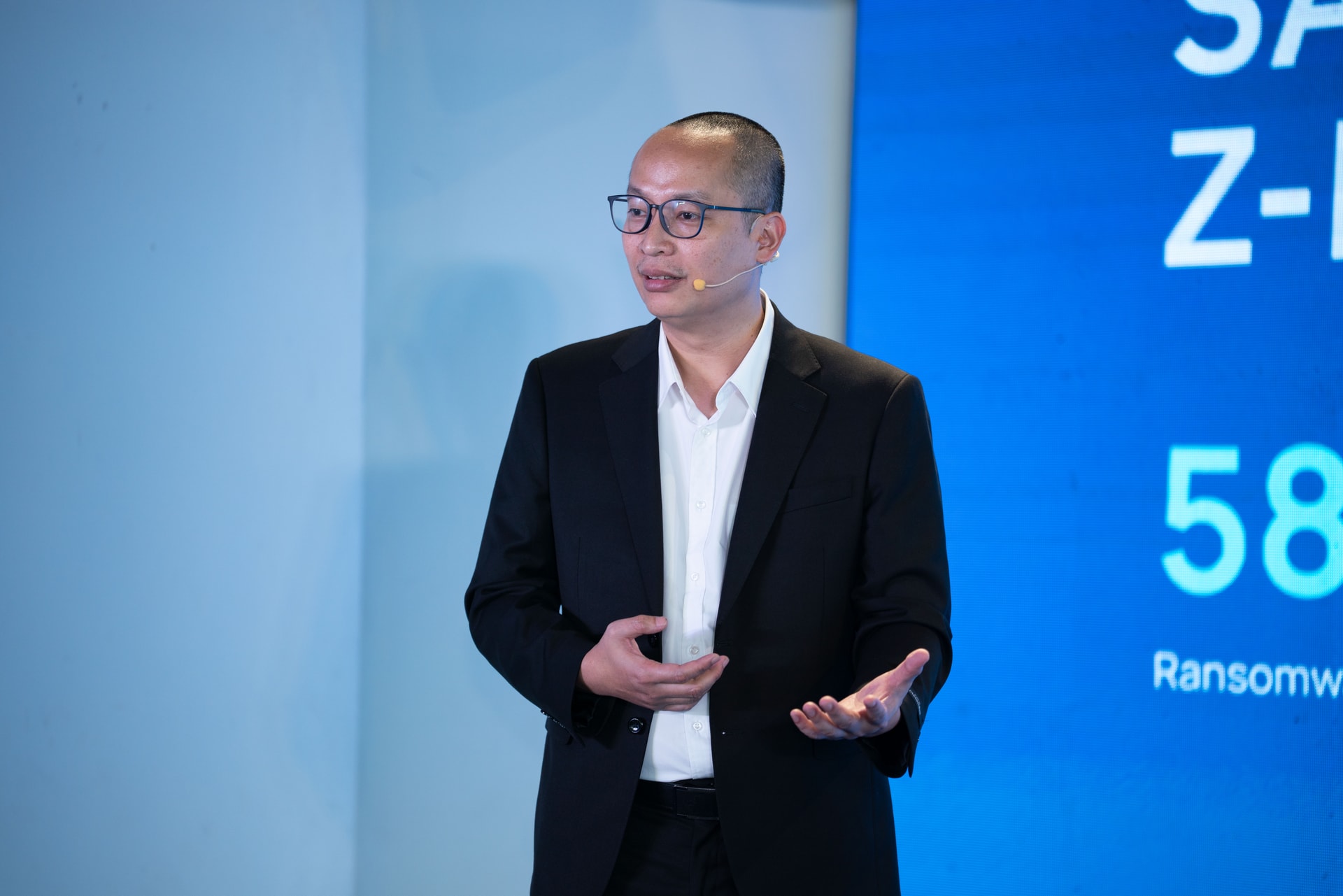 Ông Ngô Tuấn Anh