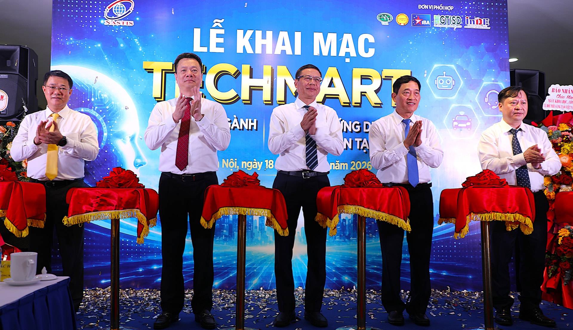 cắt băng km