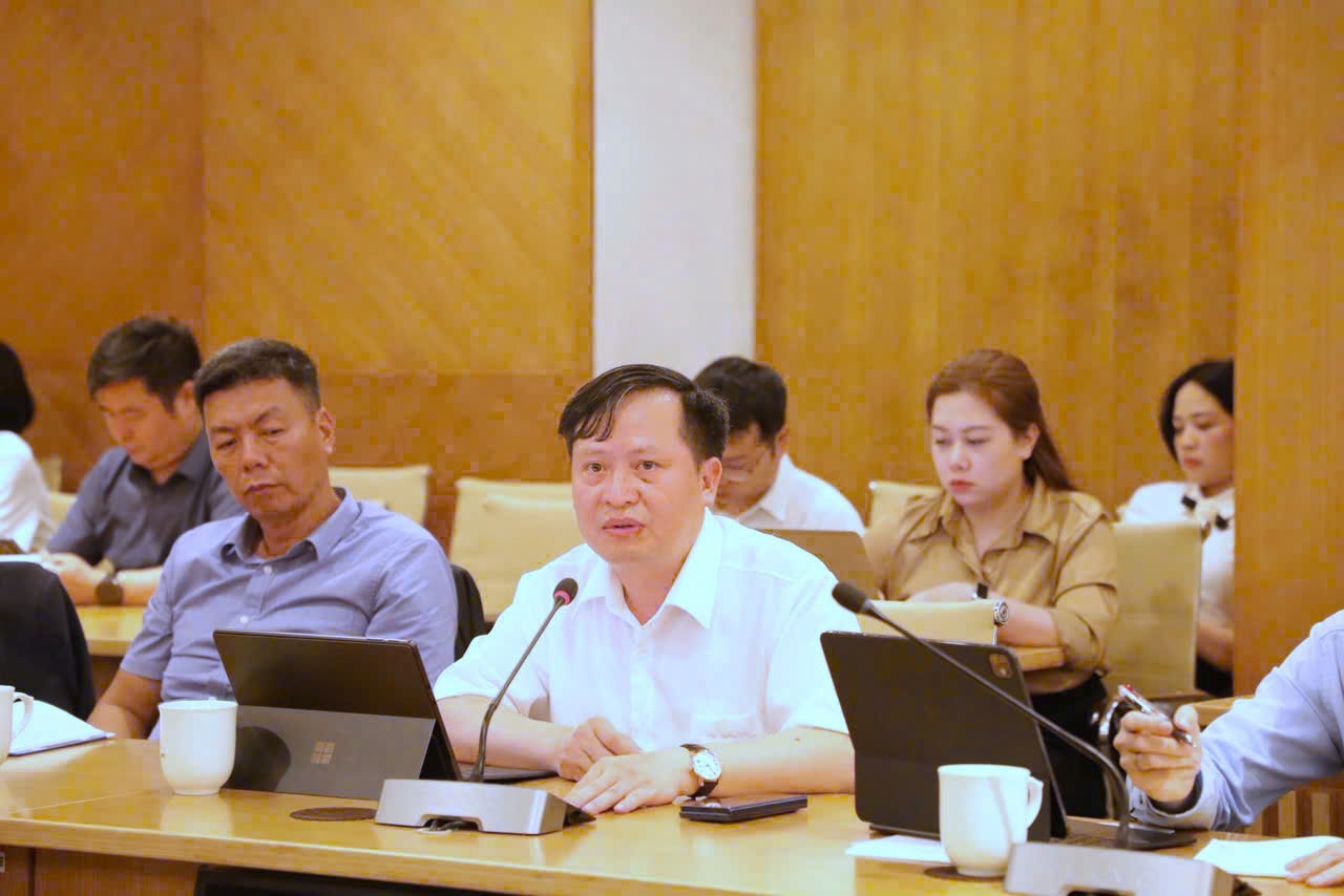 ninh.jpg