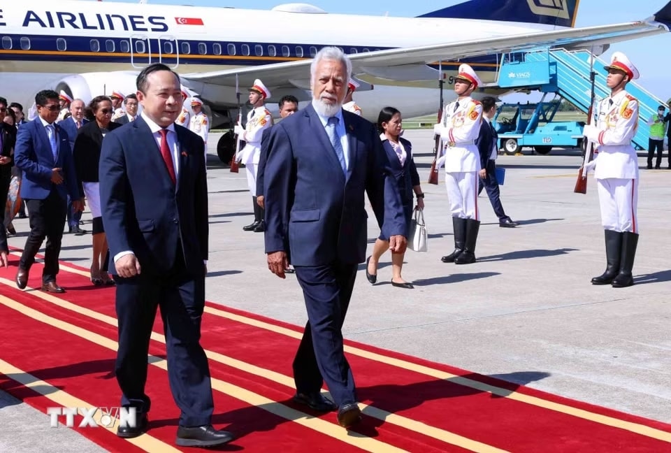 ttxvn-thu-tuong-timor-leste-den-ha-noi-bat-dau-tham-chinh-thuc-viet-nam-va-tham-du-dien-dan-tuong-la.jpg