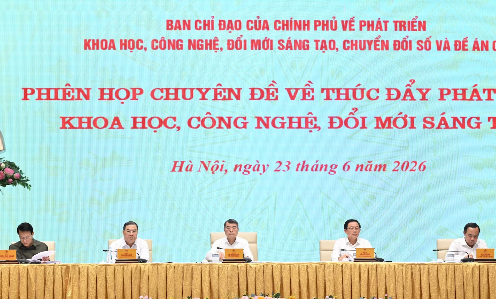 Ban Chi dao 57 Chinh phu
