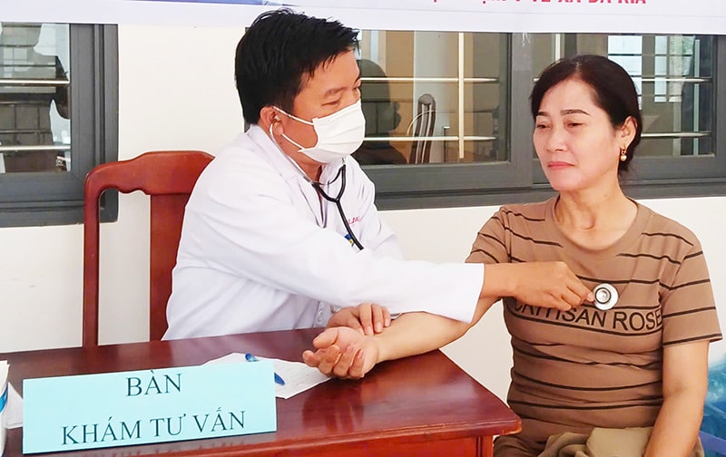 Kham SK mien phi tai xa Da Kia1