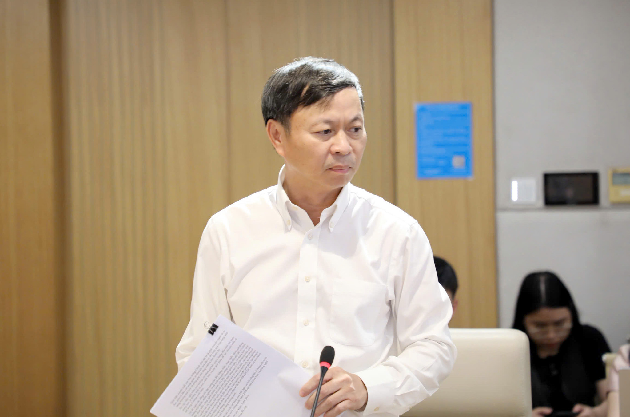 Thu truong Hoang Minh
