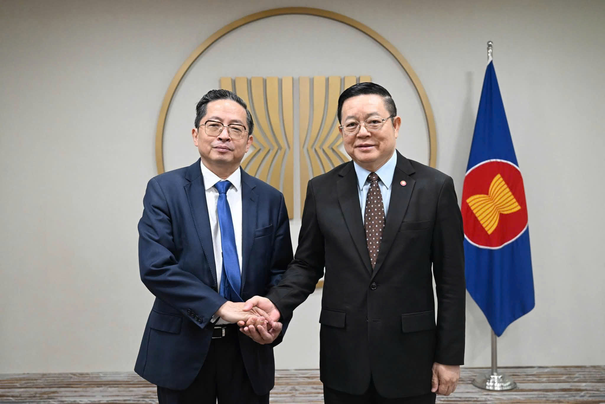 Hình 1 - TỔNG THƯ KÝ ASEAN TIẾP CHỦ TỊCH CT GROUP