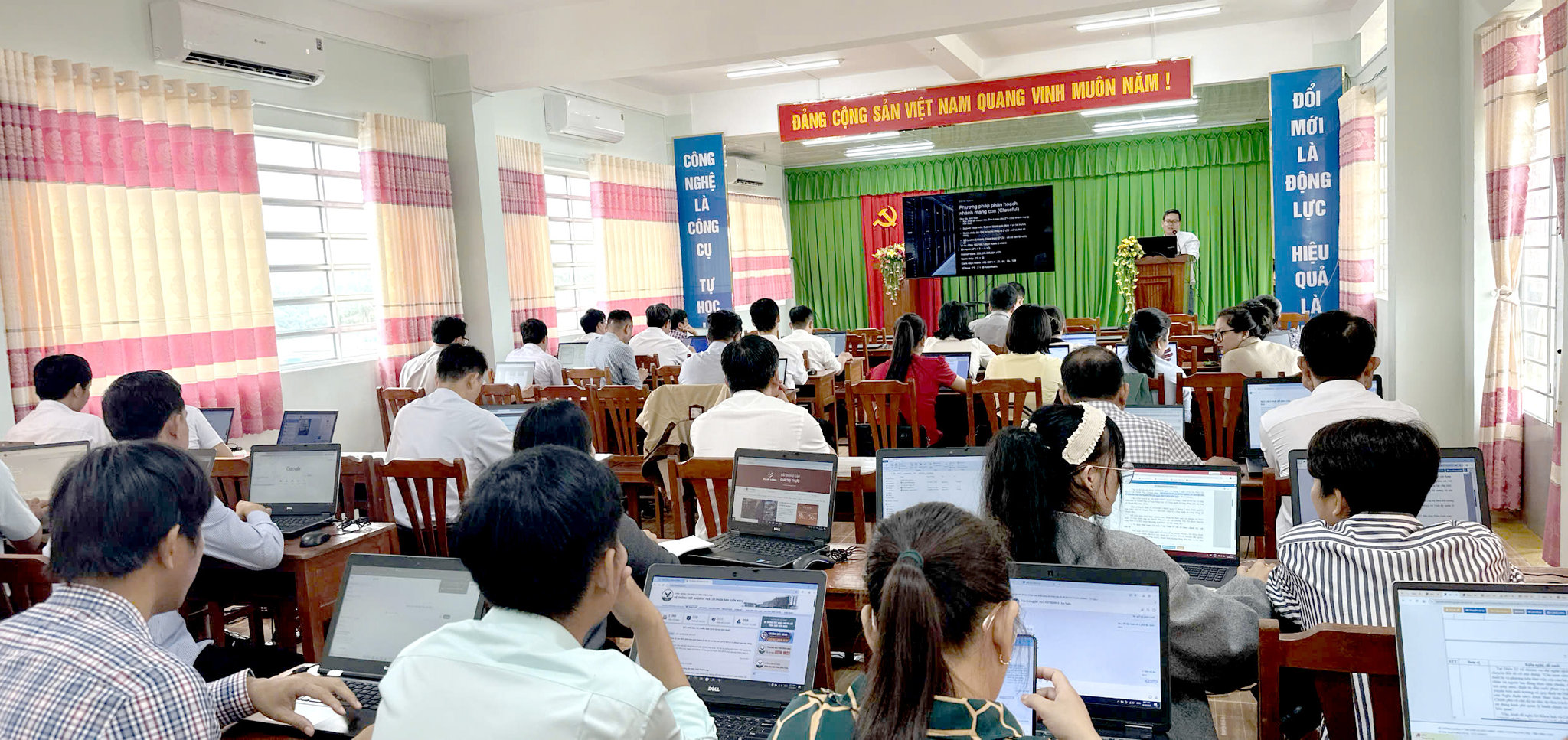 Lop Ben Tre