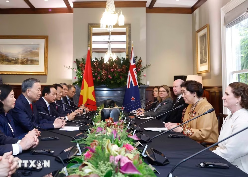 tong-bi-thu-chu-tich-nuoc-to-lam-hoi-dam-voi-toan-quyen-new-zealand-4.jpg