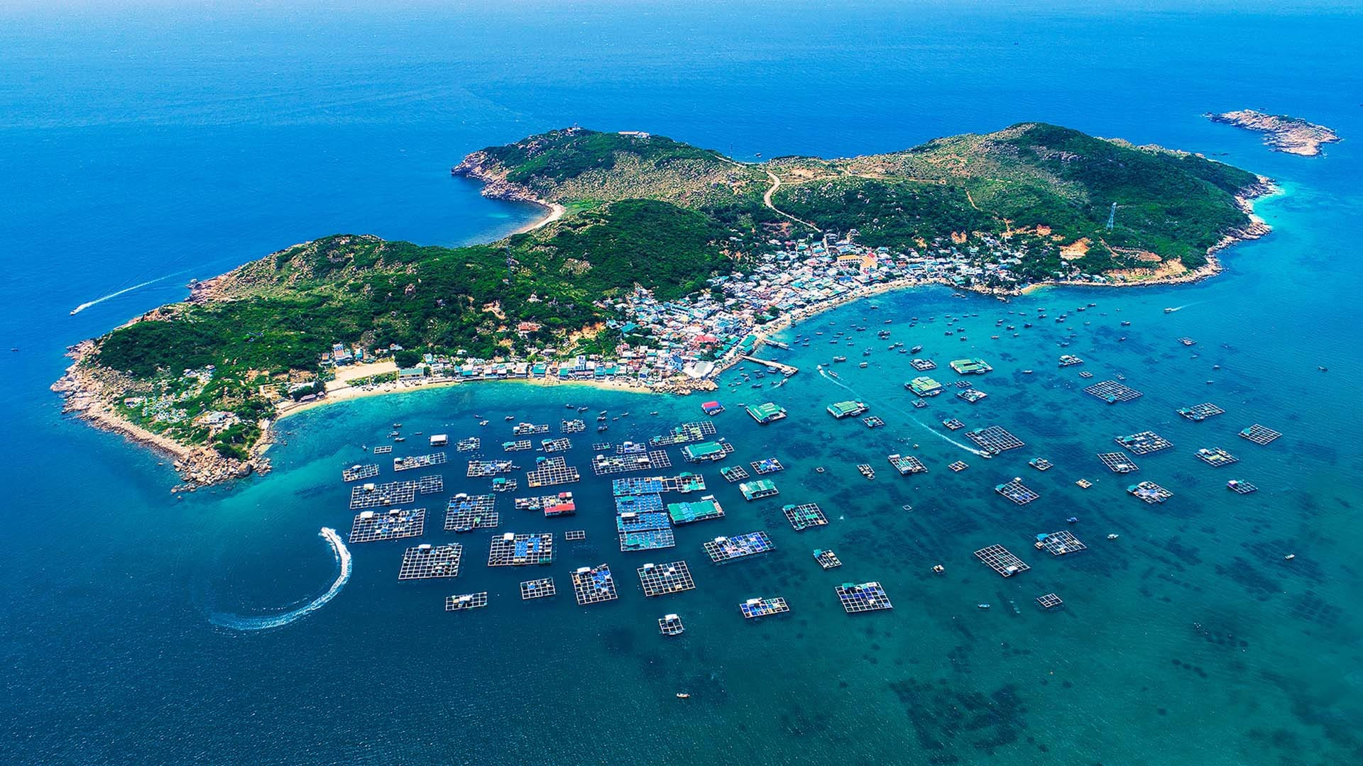 nhatrang_canhdep_dao_binh_hung_1920x1080.jpg