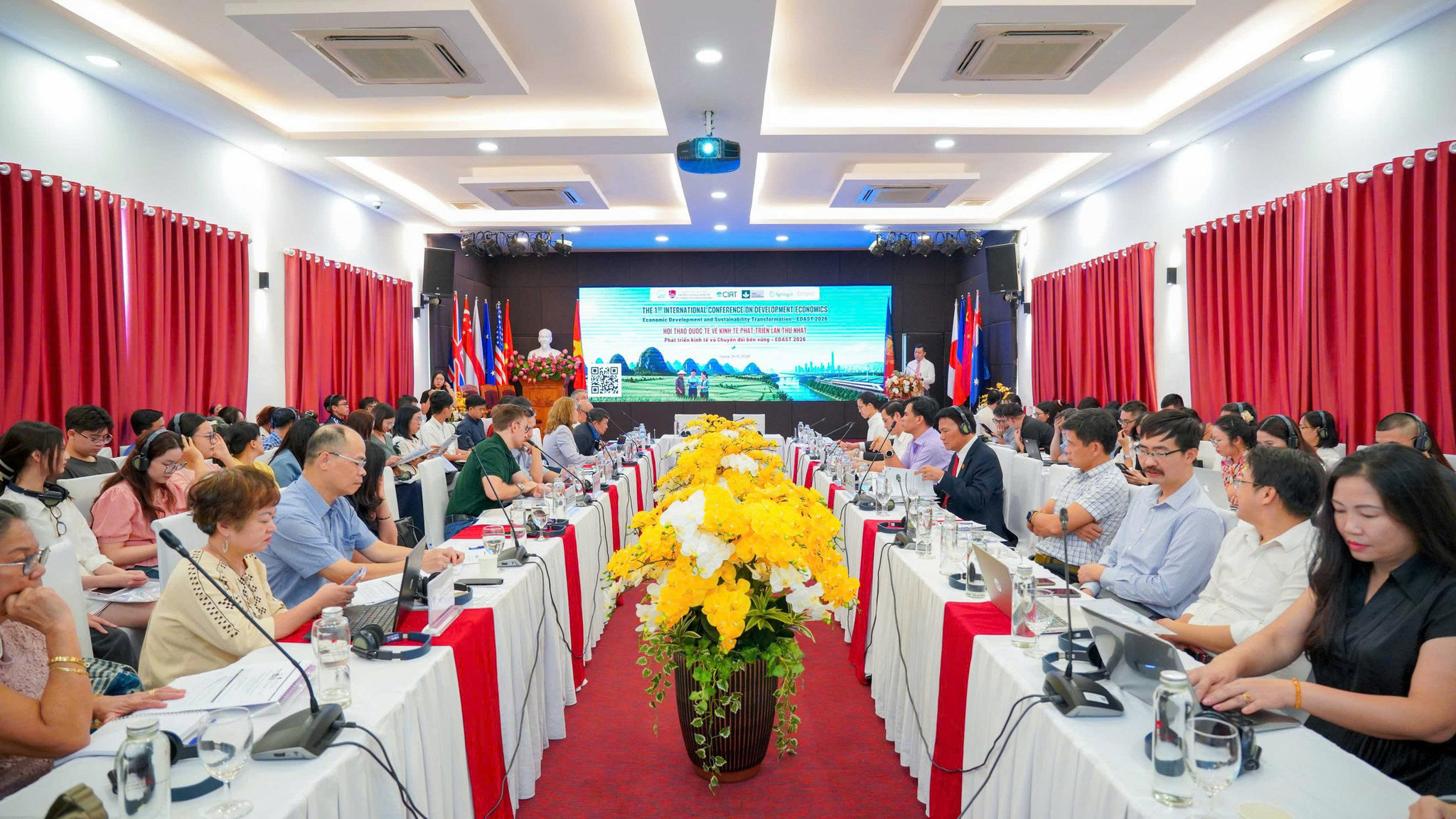 VVH-Chuyển đổi mô hình phát triển
