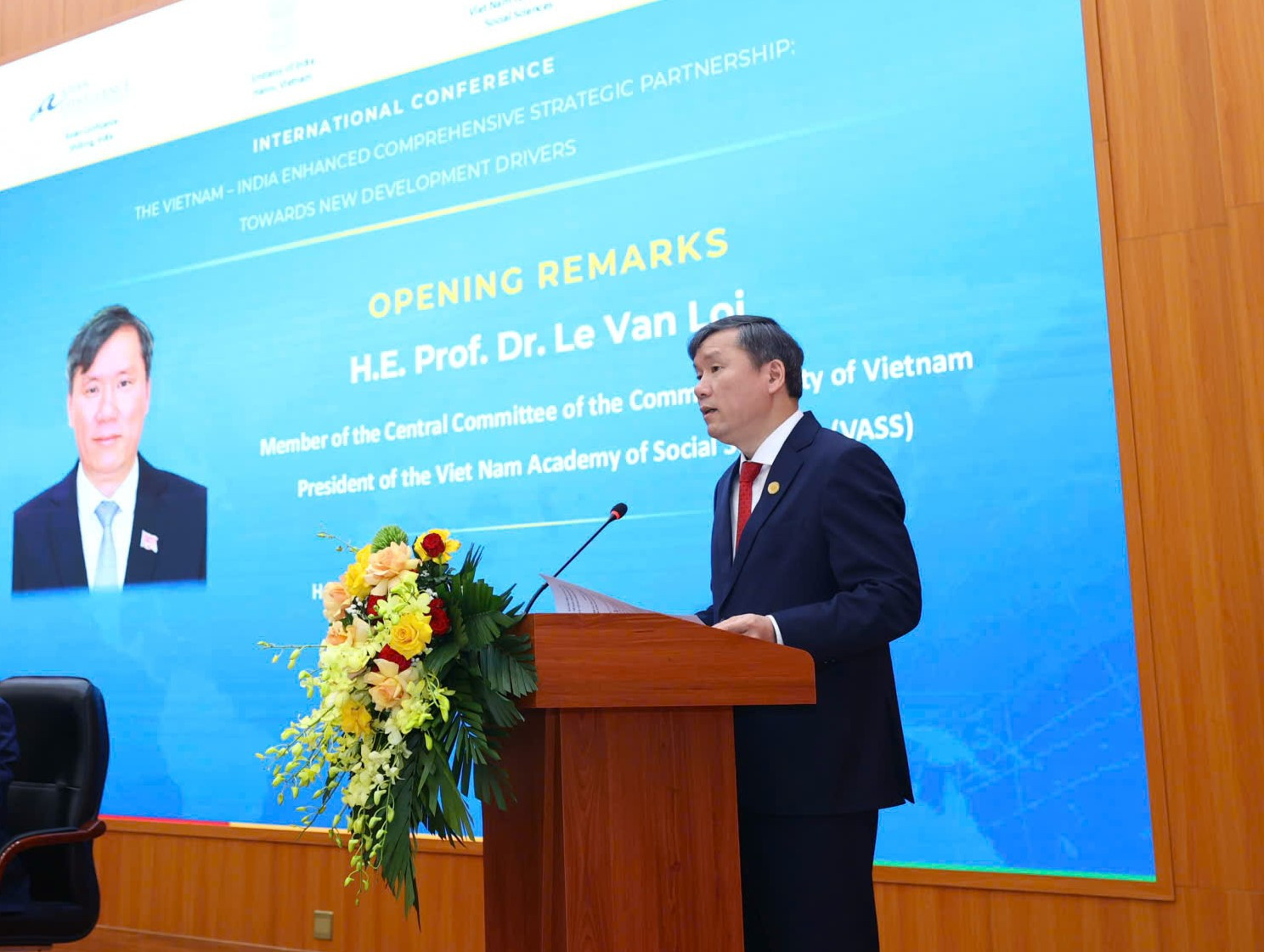 GS.TS. Lê Văn Lợi