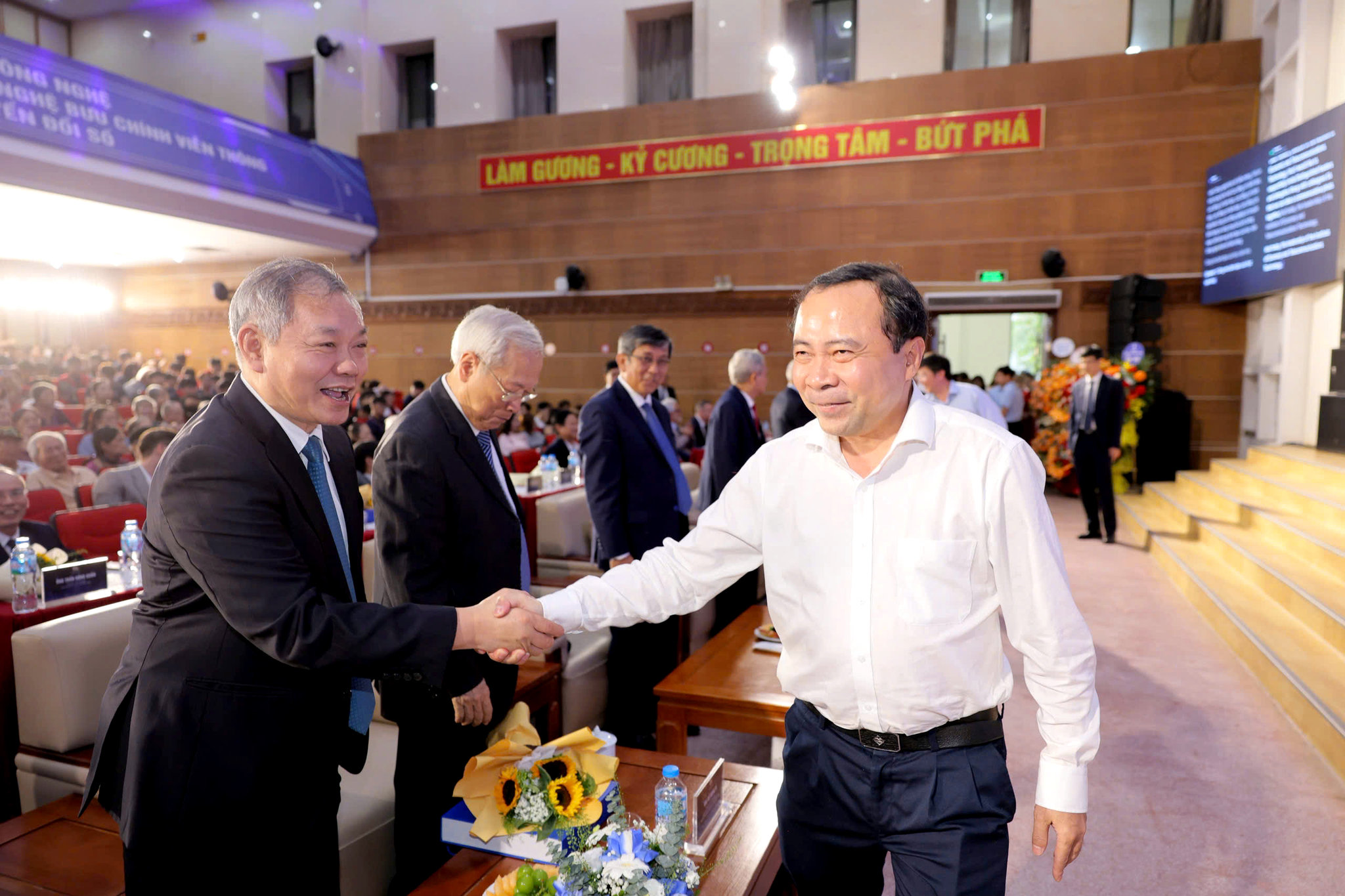 Bo truong Vu Hai Quan