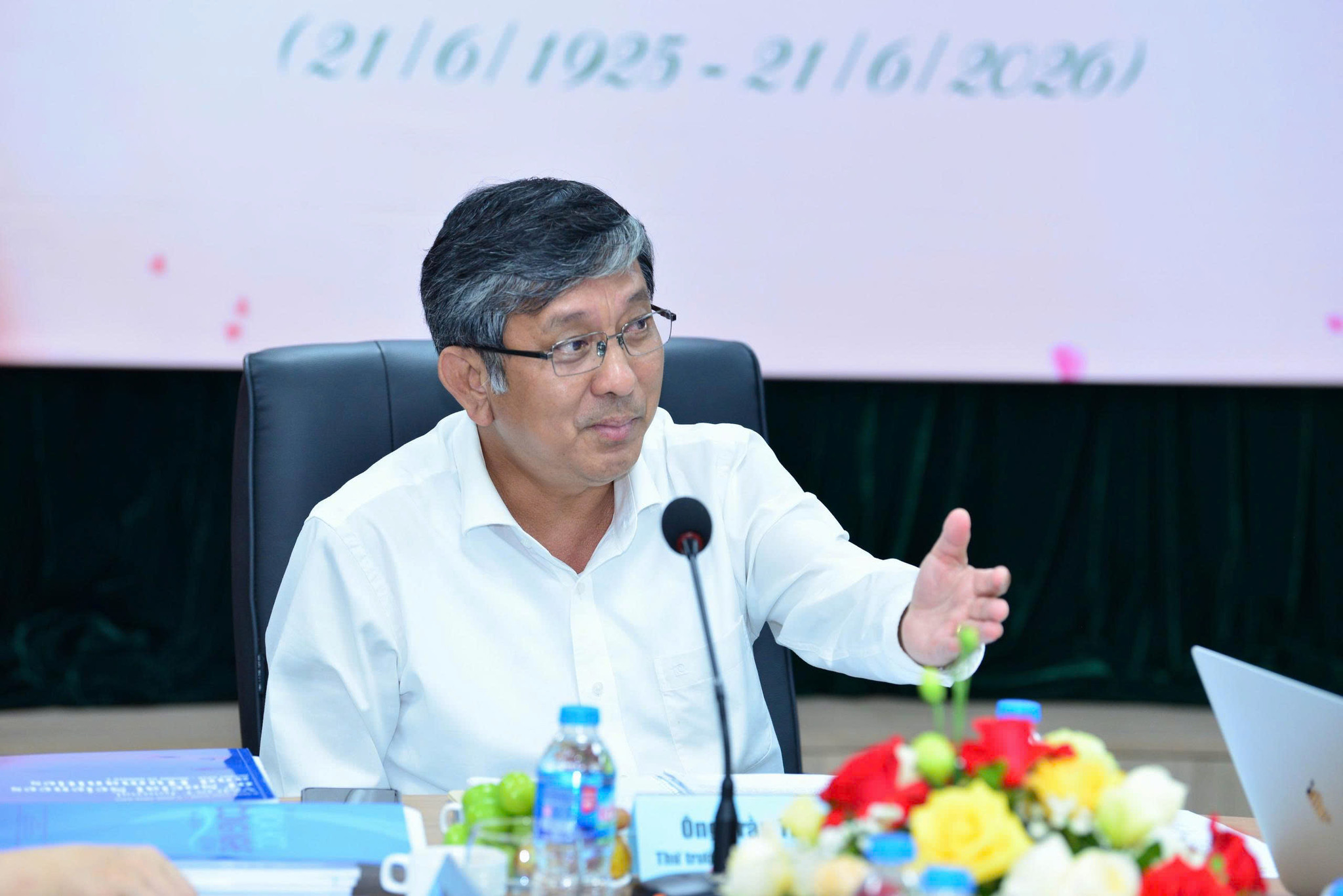 TT Tran Trung Tin