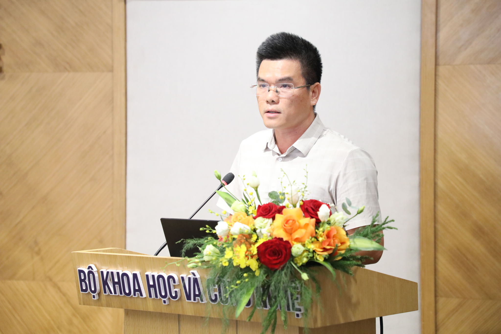 Ông Nguyễn Huy Dung, Phó Tổng Giám đốc Tổng Công ty Viễn thông Viettel.