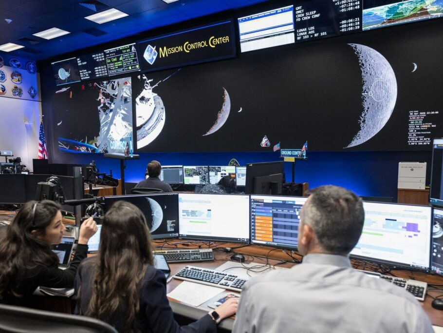 (NASA) đang đẩy mạnh ứng dụng trí tuệ nhân tạo (AI) để xử lý khối lượng dữ liệu khổng lồ được tích lũy qua nhiều thập kỷ từ hoạt động thám hiểm không gian và quan sát Trái Đất.