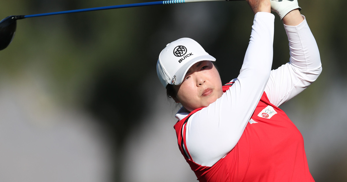 Shanshan Feng trở lại ấn tượng sau 16 tháng vắng bóng trên LPGA Tour