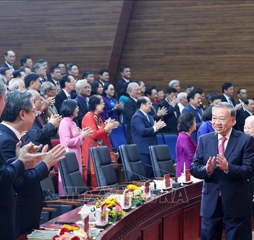 Lãnh đạo Đảng, Nhà nước dự Lễ công bố các nghị quyết, quyết định sáp nhập đơn vị hành chính