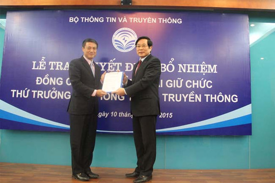  Trao quyết định bổ nhiệm ông Phạm Hồng Hải giữ chức Thứ trưởng Bộ TT&TT 