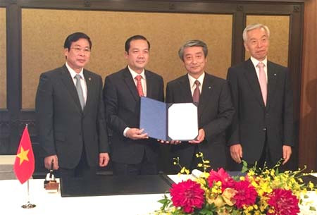  VNPT và NTT East ký kết hợp tác 