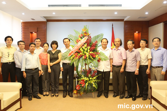  Thủ tướng Chính phủ chúc mừng Bộ Thông tin và Truyền thông nhân Ngày Báo chí Cách mạng Việt Nam 