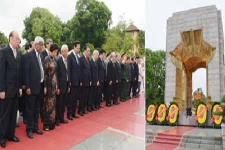  Lãnh đạo Đảng, Nhà nước tưởng niệm các Anh hùng liệt sĩ và vào Lăng viếng Chủ tịch Hồ Chí Minh 