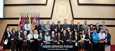 ASEAN Convenes its Services Forum 2015 