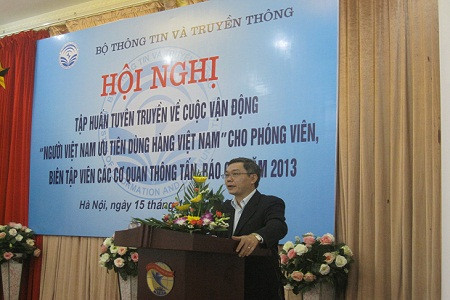  Thứ trưởng Trần Đức Lai: Báo chí đã tích cực điều chỉnh văn hóa tiêu dùng của người Việt Nam 