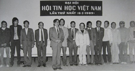  Những dấu ấn khó quên trong 1/4 thế kỷ xây dựng và trưởng thành của Hội Tin học Việt Nam 