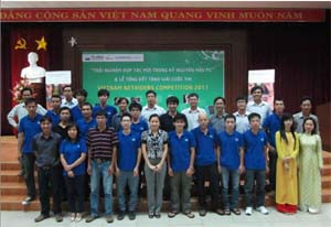  Đội Bách khoa Hà Nội tham gia cuộc thi NetRiders APAC 