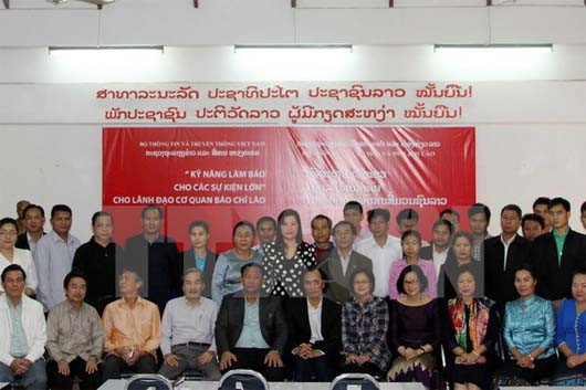  Việt Nam phối hợp giúp bồi dưỡng nghiệp vụ cho các nhà báo Lào 