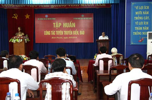  Tập huấn công tác tuyên truyền biển, đảo tại tỉnh Bình Phước 