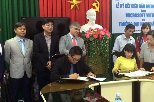  Microsoft Việt Nam và Đại học Khánh Hòa hợp tác về Giáo dục Đào tạo và phát triển Công nghệ 