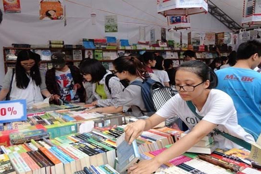  Hàng ngàn cuốn sách giảm giá 50% tại Hội sách mùa Thu 2016 