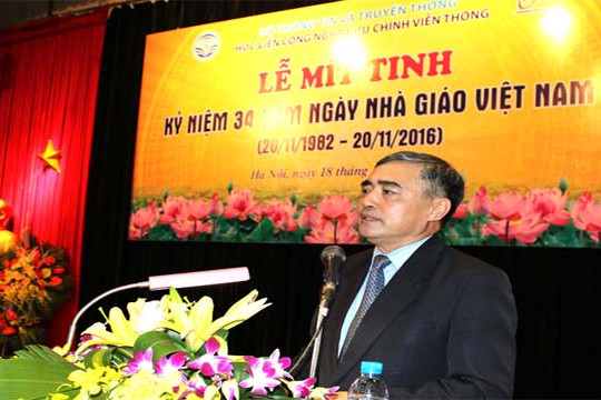  Mít tinh kỷ niệm 34 năm Ngày Nhà giáo Việt Nam 