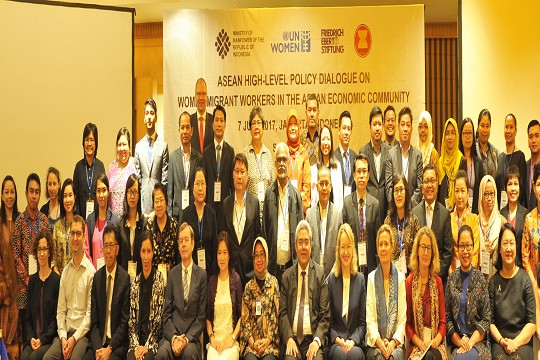  ASEAN xây dựng chính sách cho nữ lao động nhập cư 