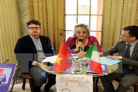  Học giả người Italy ra mắt ấn phẩm về chủ quyền biển đảo Việt Nam 