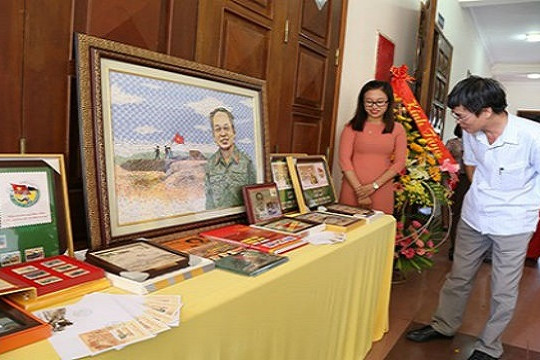 Hình ảnh Đại tướng Võ Nguyên Giáp trên tem Bưu chính 
