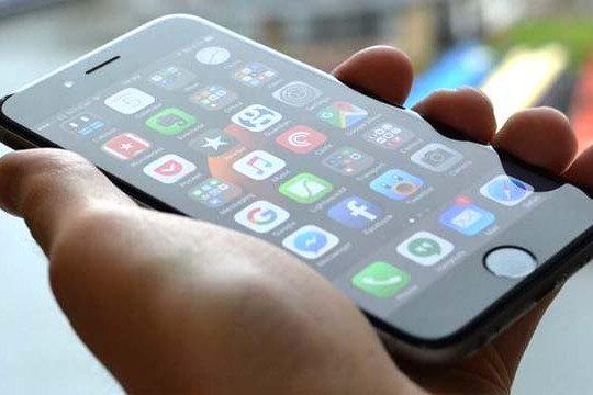  Apple Vietnam cam kết giảm giá dịch vụ thay thế pin hết hạn bảo hành 