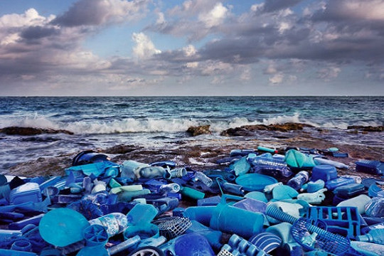  Thiết bị bay không người lái hỗ trợ “dọn” rác nhựa trên đại dương 
