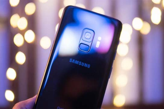  Samsung Galaxy S10 dự kiến bổ sung tính năng nhận diện vân tay trên màn hình cảm ứng 
