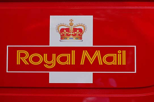  Royal mail tăng cường dịch vụ giao hàng mua sắm trực tuyến 