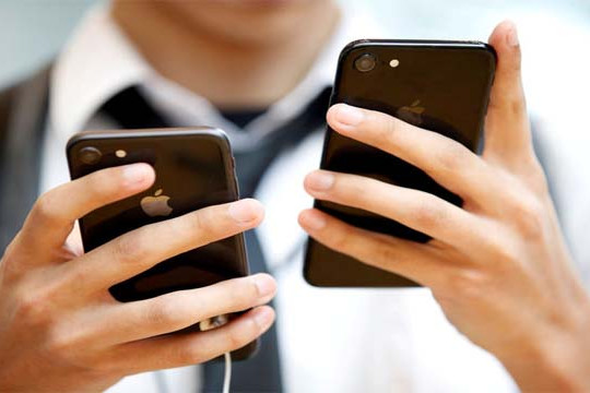  Nhật Bản thúc đẩy kết thúc gói điện thoại thông minh, cắt giảm phí mạng không dây 