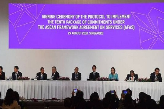  ASEAN tiếp tục xóa bỏ các rào cản thương mại hàng hóa và dịch vụ 