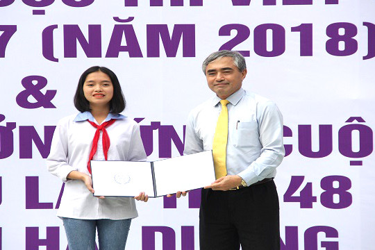  Trao giải Ba cuộc thi viết thư quốc tế UPU 47 cho học sinh Hải Dương 